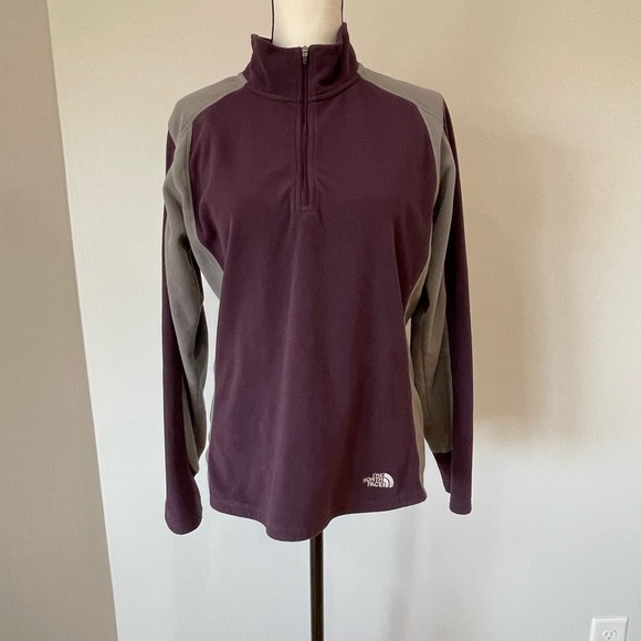 The North Face quarter zip in a size large - Picture 4 of 11